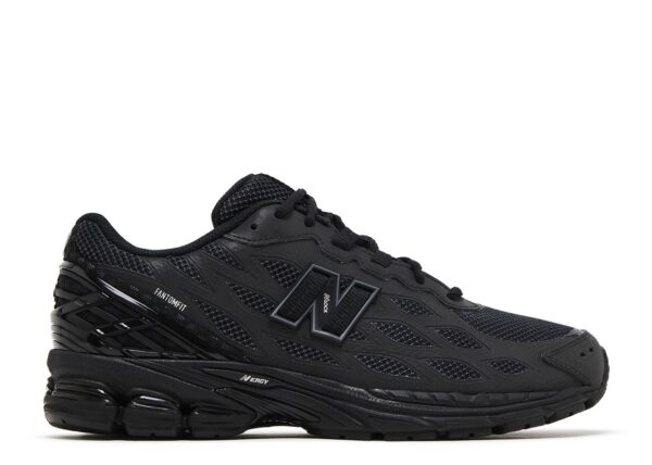 NB 1906 'REFLECTIVE BLACK'